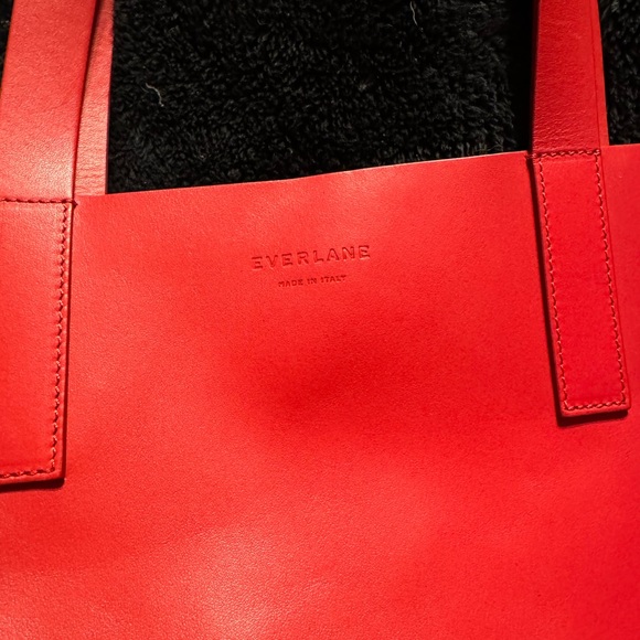 Red Everlane Day Market tote - Picture 2 of 9